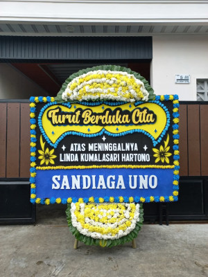Papan Bunga Duka di Muncar